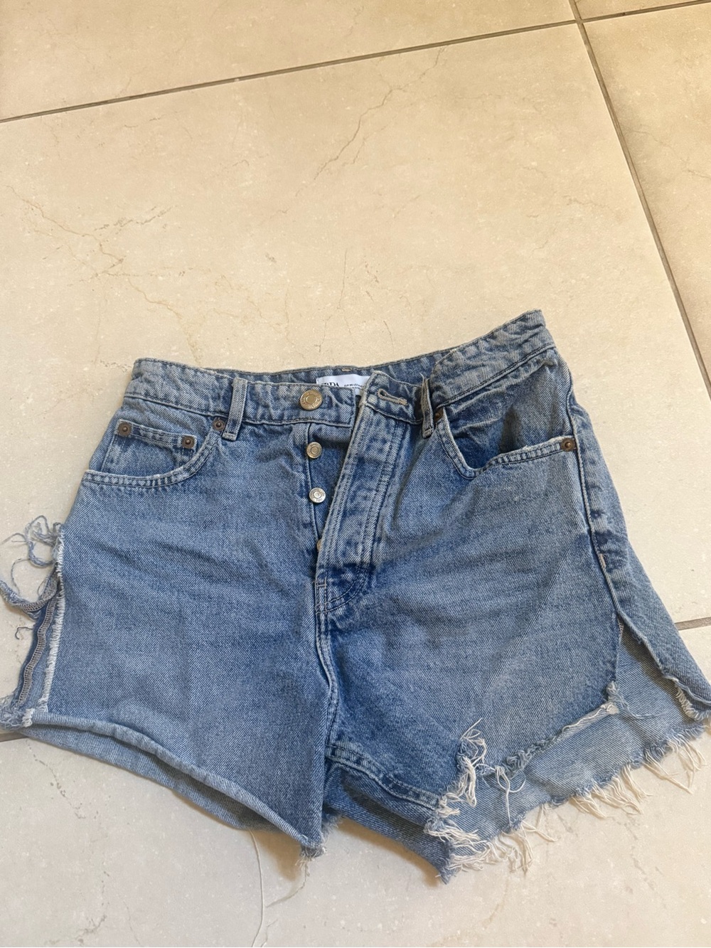 Mid-Rise Distressed Women's Denim Shorts - Blue